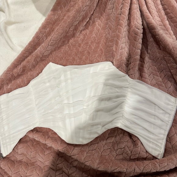 Amazon Tops - White strapless corset top